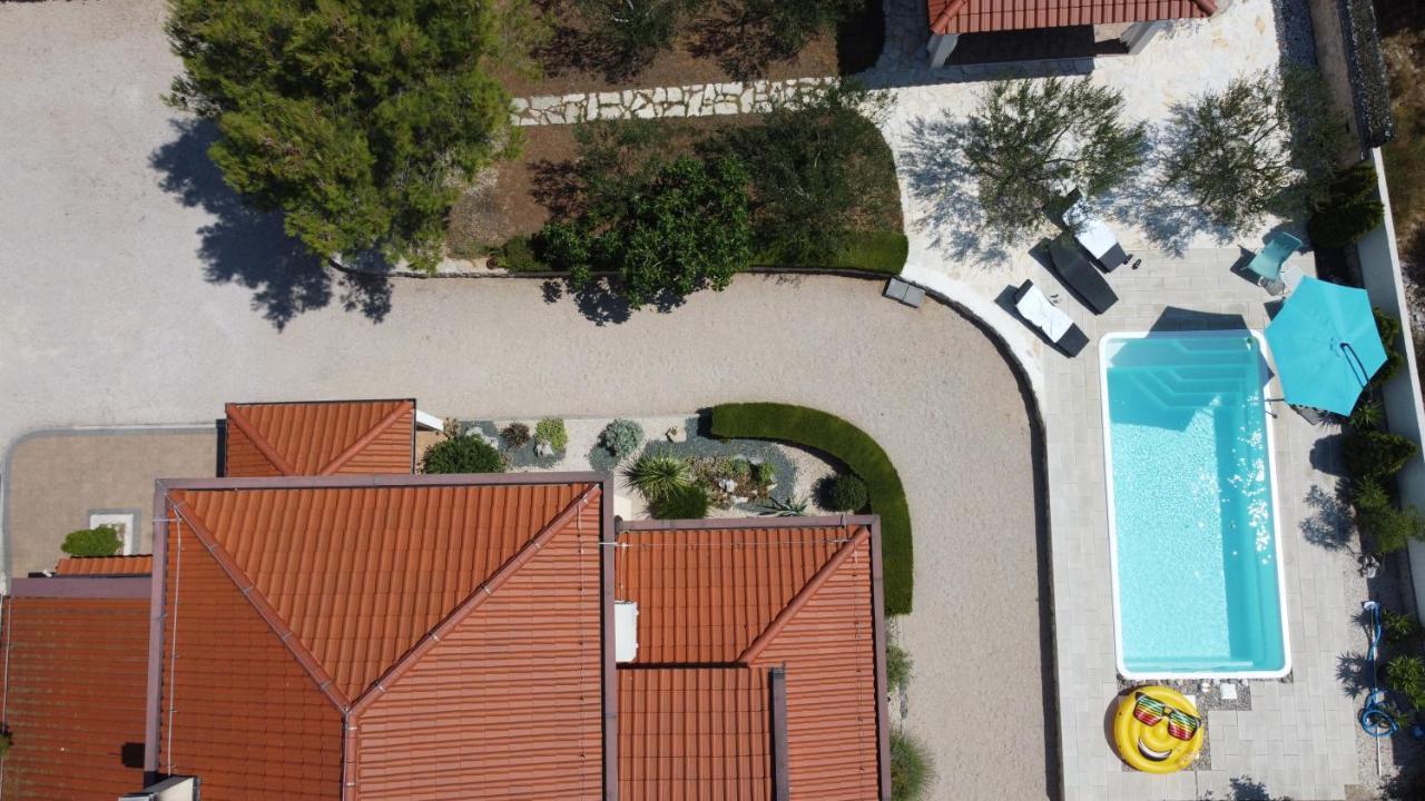 שיבניק Resort Apartment Petrovic מראה חיצוני תמונה