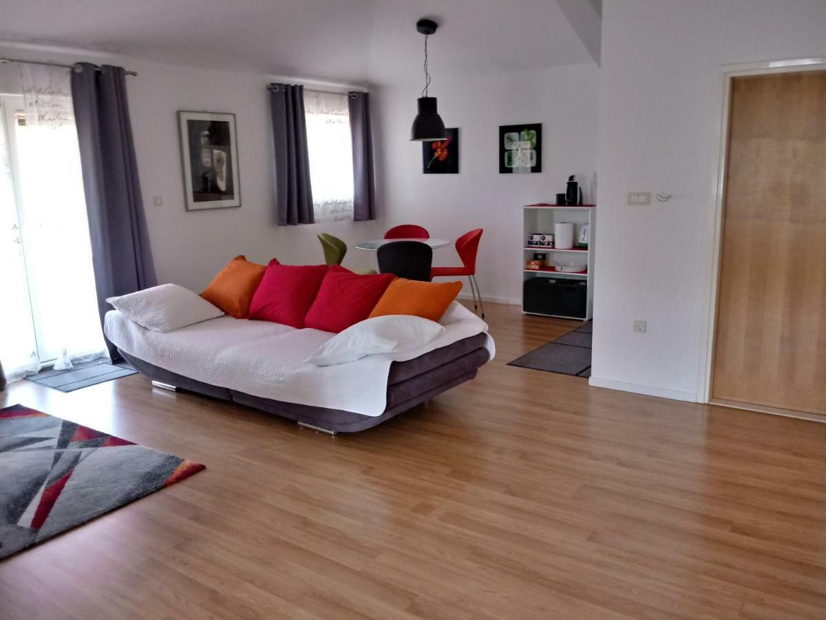 שיבניק Resort Apartment Petrovic מראה חיצוני תמונה
